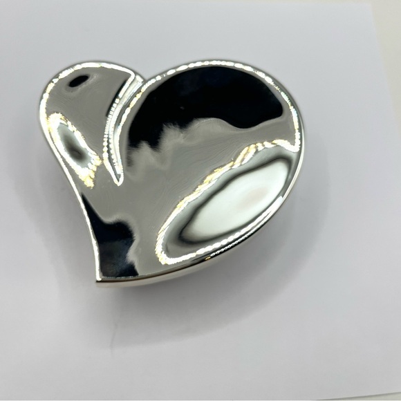 Jewlery Box Trinket Silver  Safekeeper™ Silvertone Sculpted  Heart ❤️ Box - Picture 9 of 12